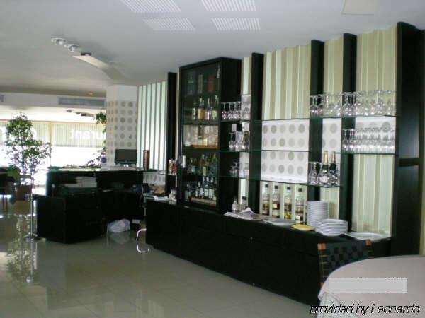Hotel Ciutat Igualada Restaurant photo